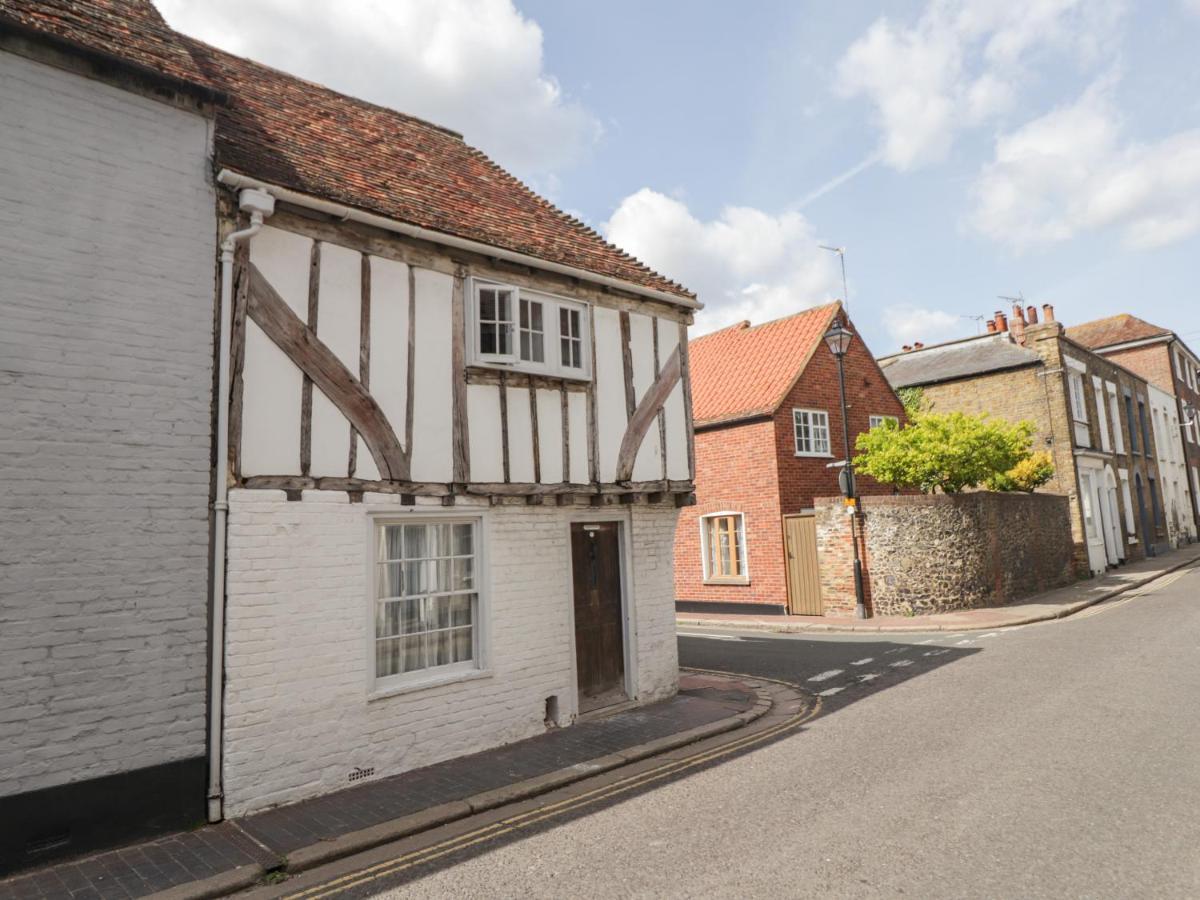 Tudor Cottage แซนด์วิช ภายนอก รูปภาพ